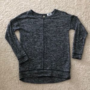 Nice basic l/s too.  Great with leggings.🖤